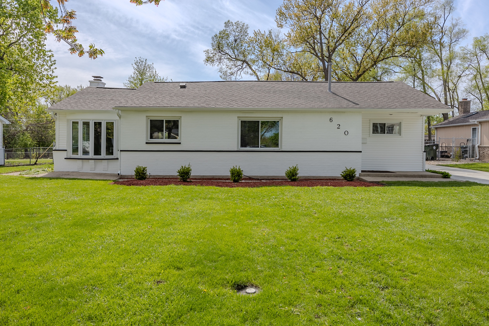 620 Ashland Street, Hoffman Estates, IL 60169