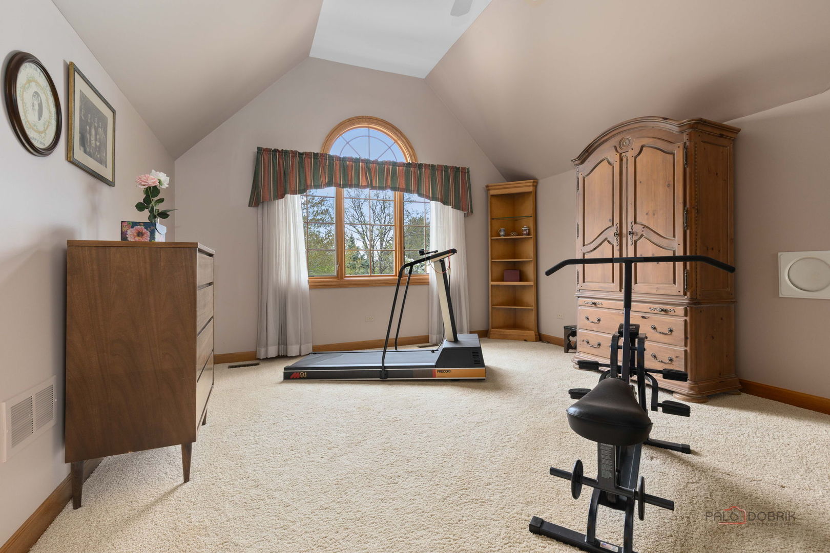 9 Beacon Hill Drive, South Barrington, IL 60010