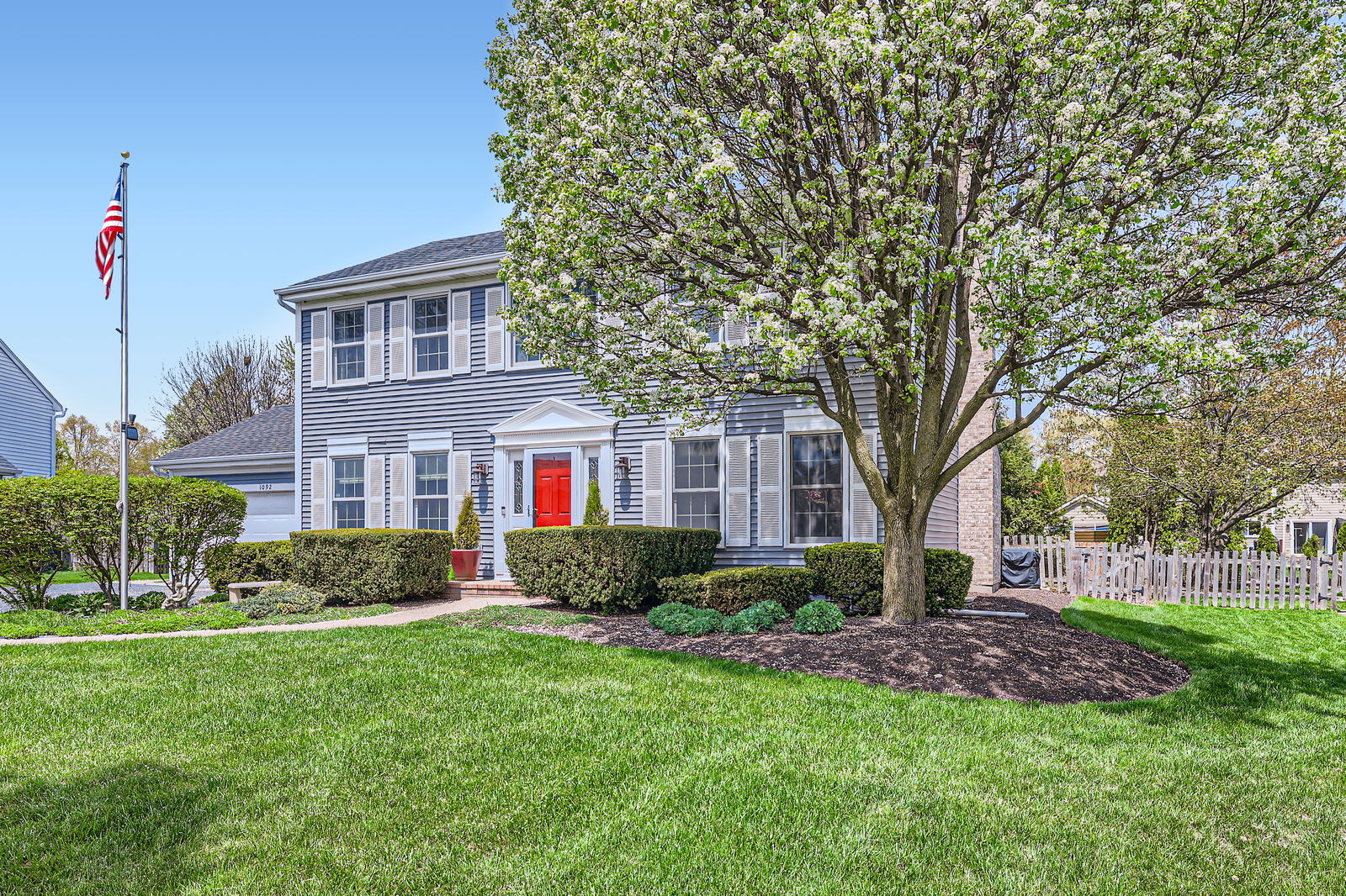 1092 Whittington Court, Gurnee, IL 60031