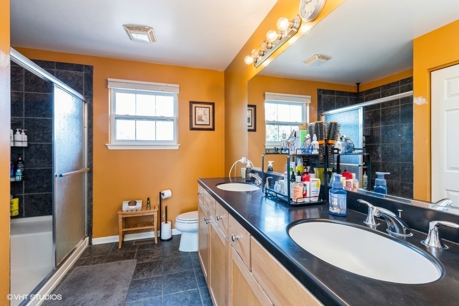 9675 NEWTON Road, Huntley, IL 60142
