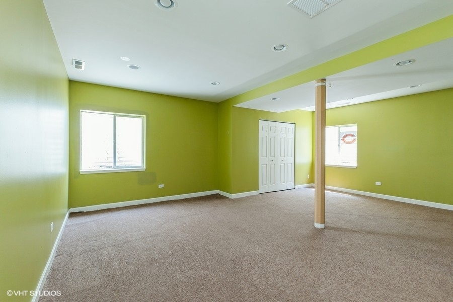 9675 NEWTON Road, Huntley, IL 60142