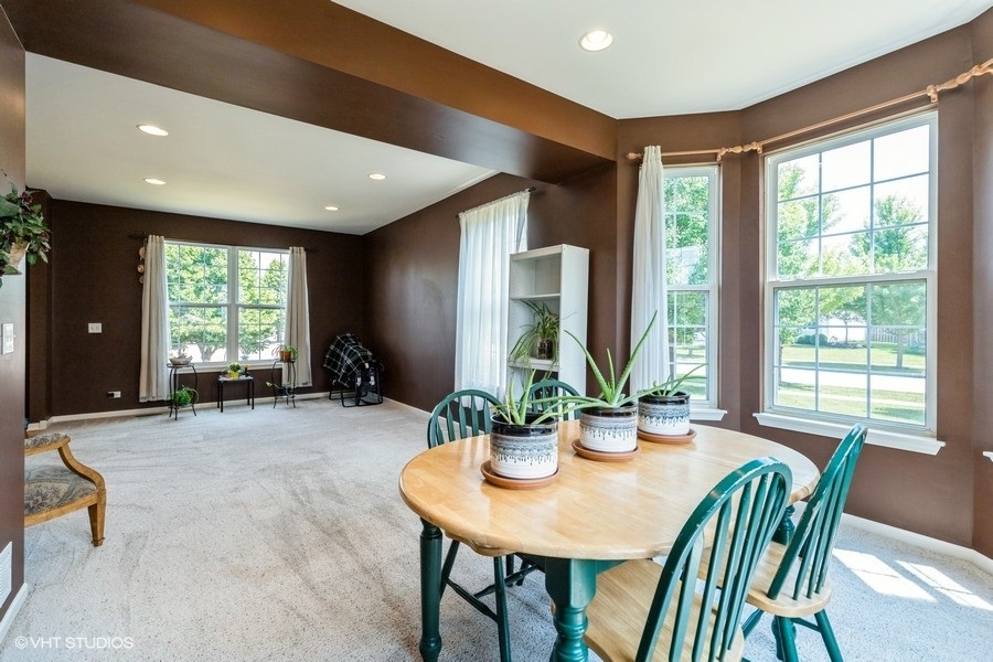9675 NEWTON Road, Huntley, IL 60142