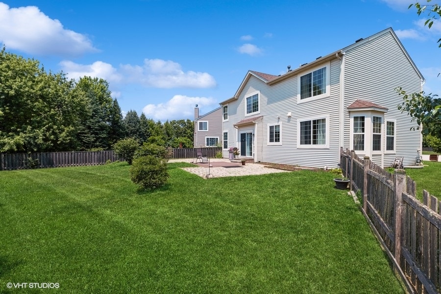 9675 NEWTON Road, Huntley, IL 60142