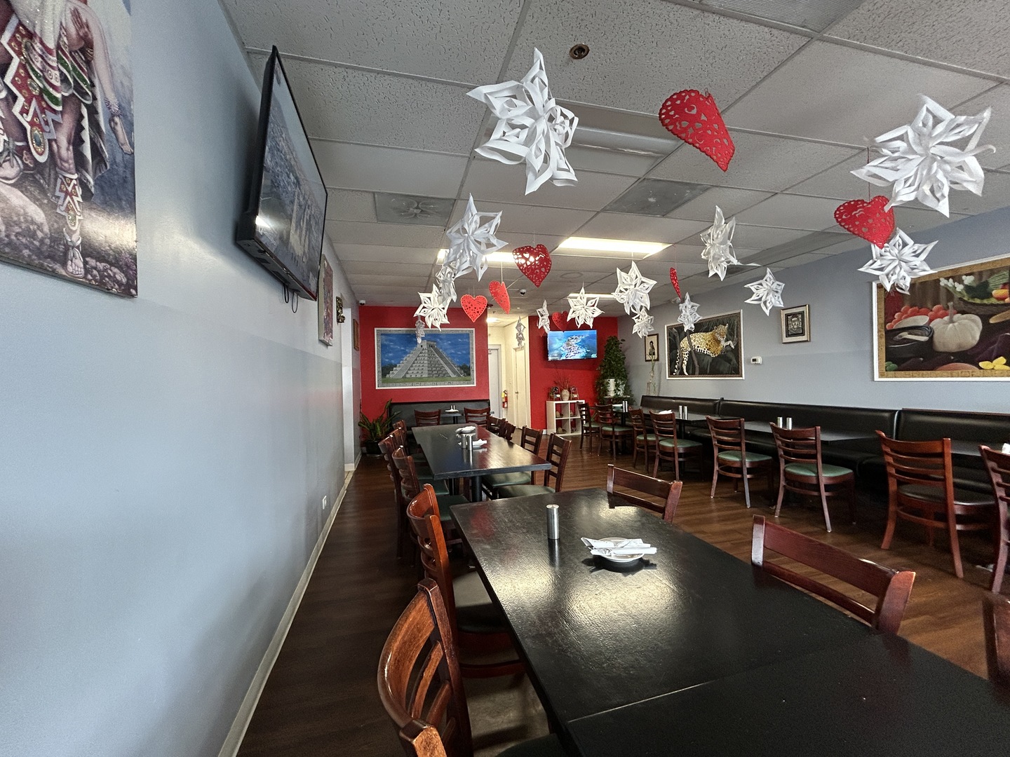 1516 W Algonquin Road, Palatine, IL 60067