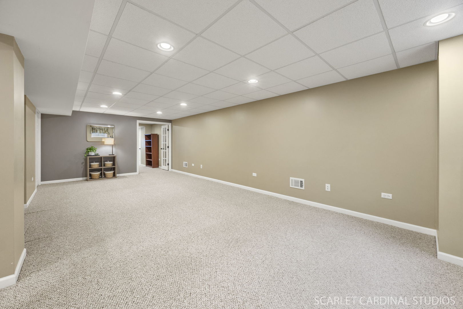 533 Waterford Drive, Oswego, IL 60543