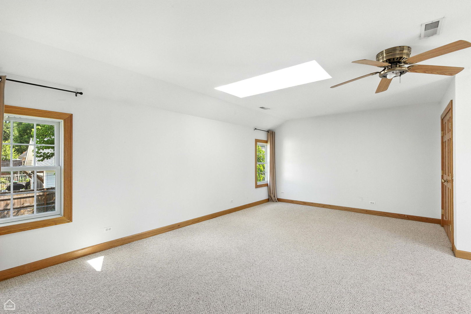 4829 LINSCOTT Avenue, Downers Grove, IL 60515