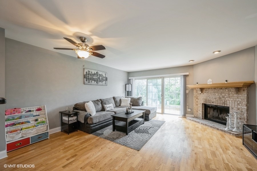 1788 Nature Court, Schaumburg, IL 60193