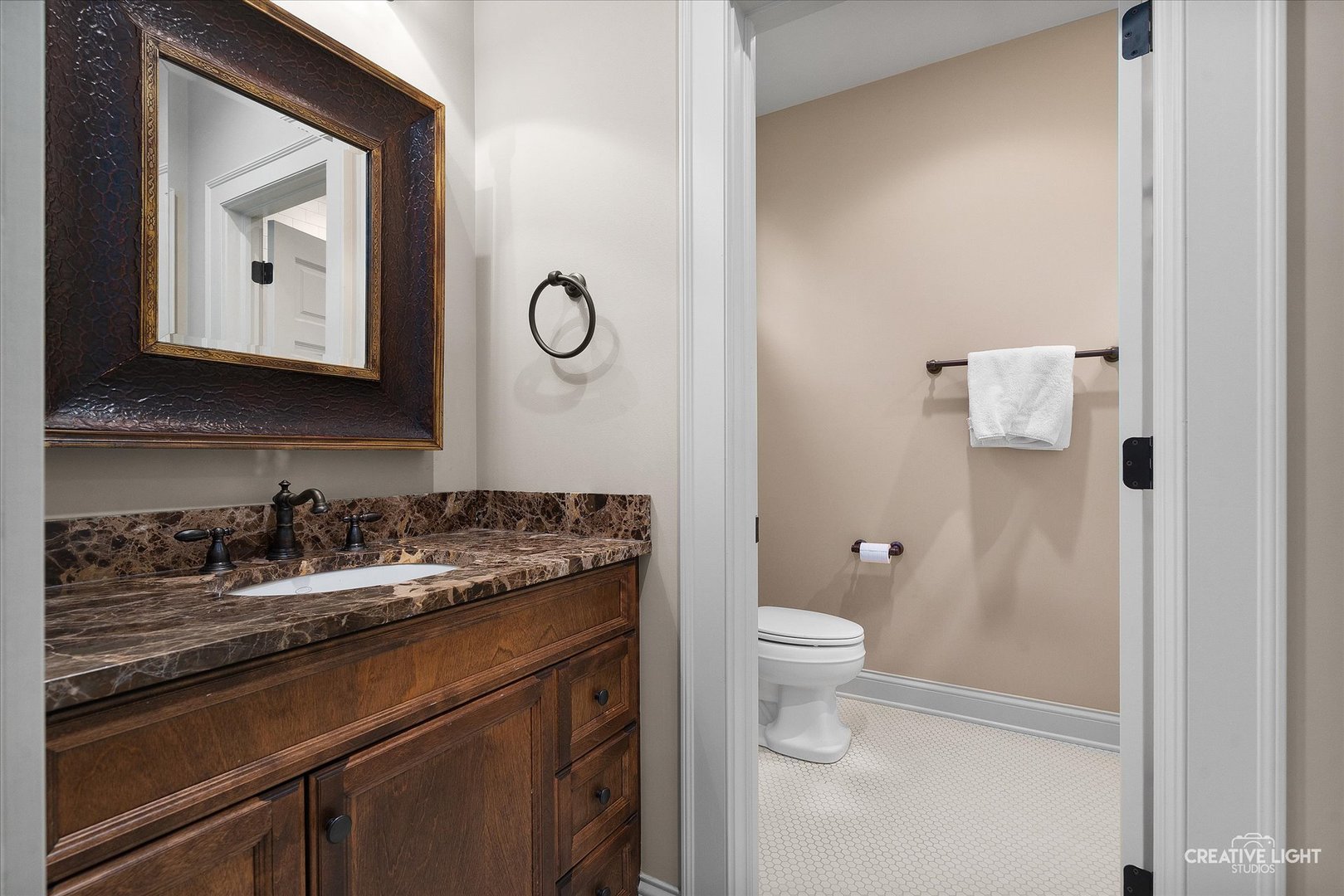 619 Euclid Avenue, Glen Ellyn, IL 60137