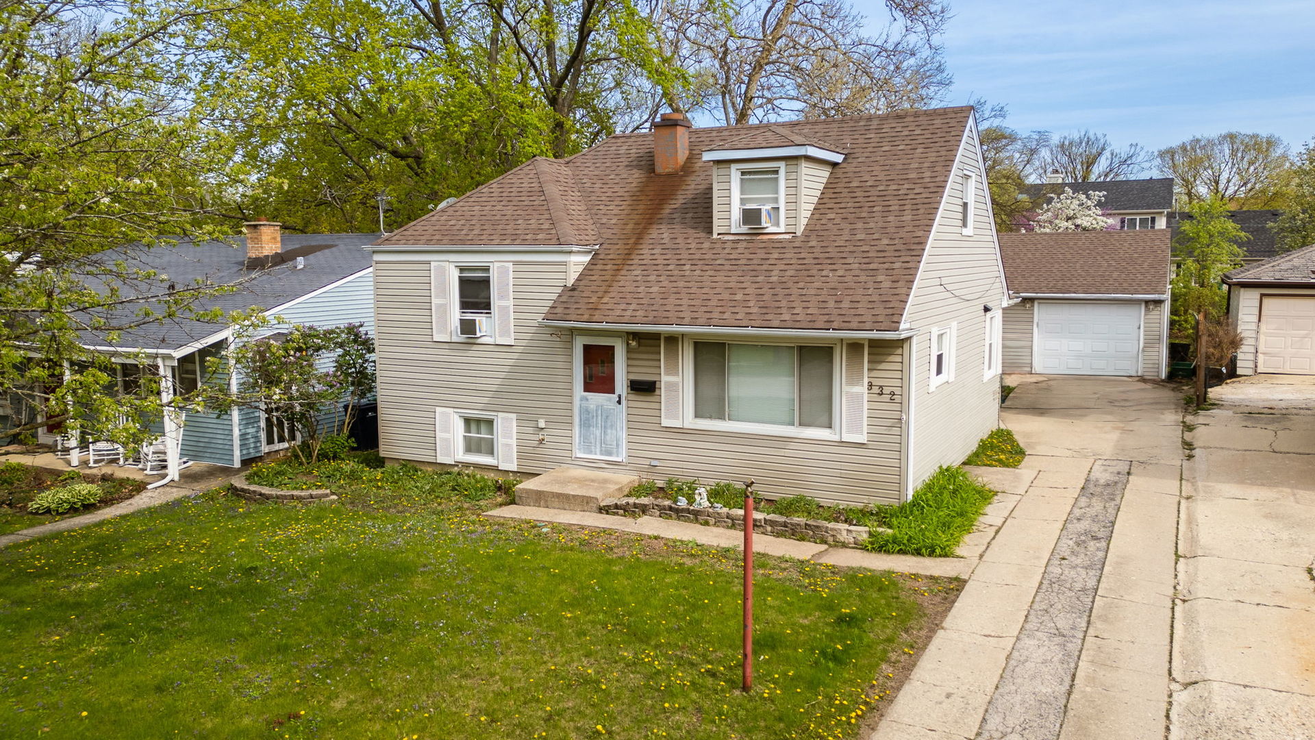 332 W Graham Avenue, Lombard, IL 60148