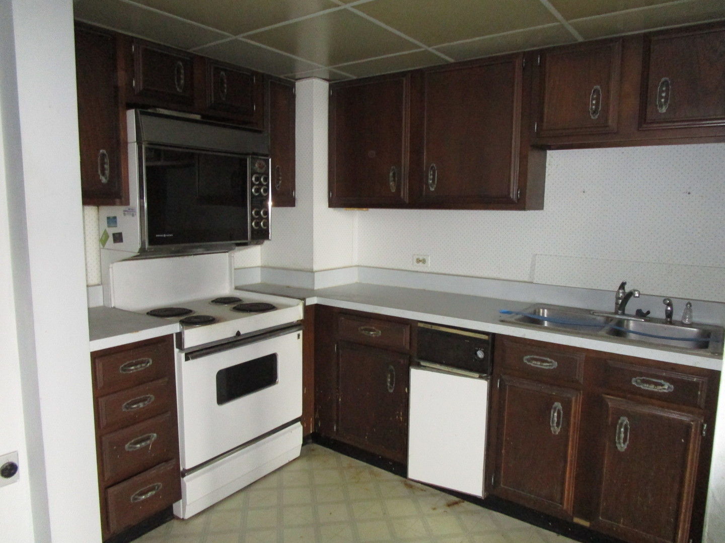 465 W Dominion Drive #1003, Wood Dale, IL 60191
