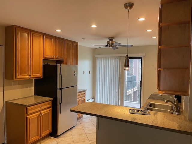 148 Dunteman Drive #201, Glendale Heights, IL 60139