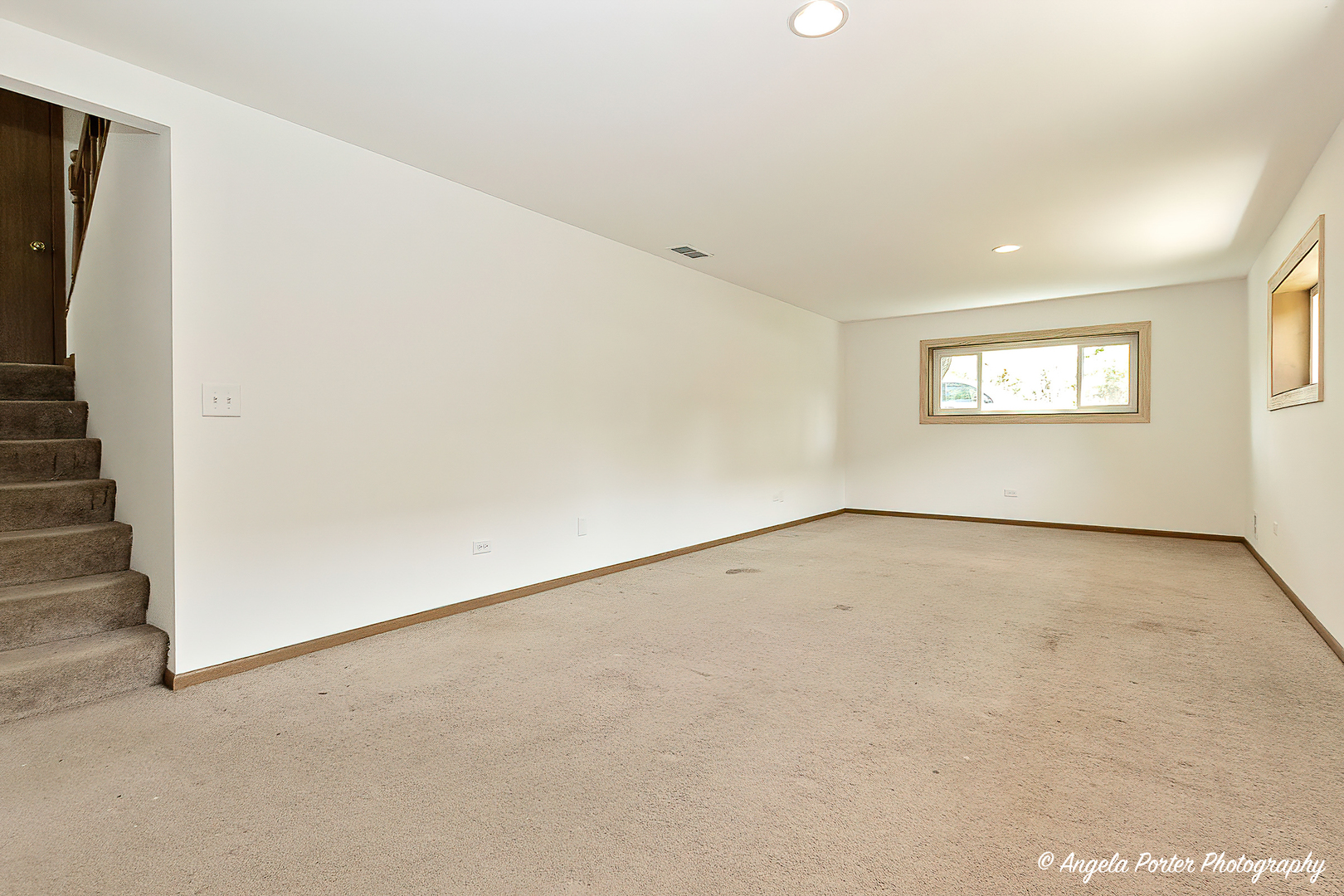 782 N Hainesville Road, Round Lake, IL 60073