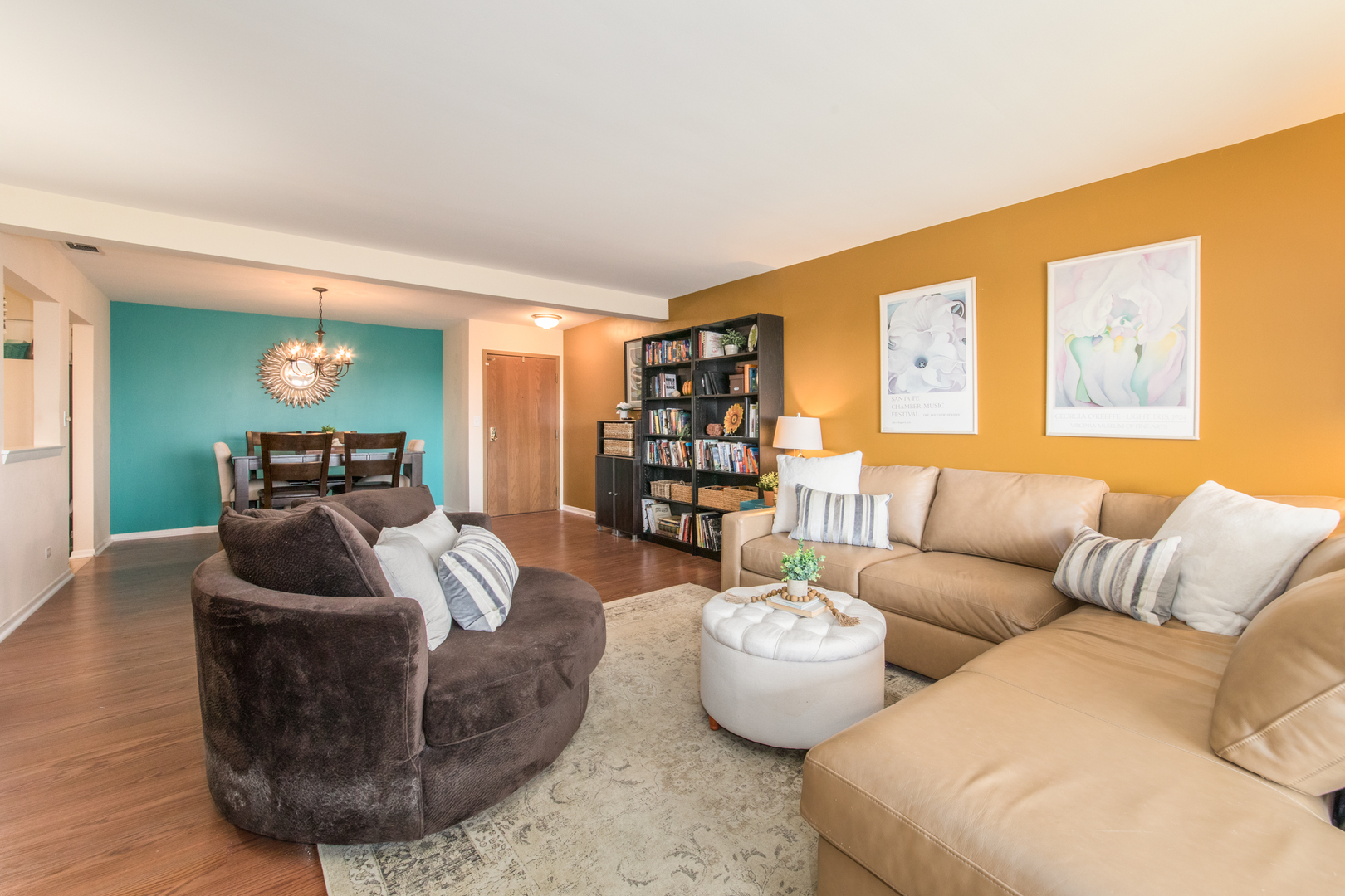 714 WALNUT Drive #405, Darien, IL 60561