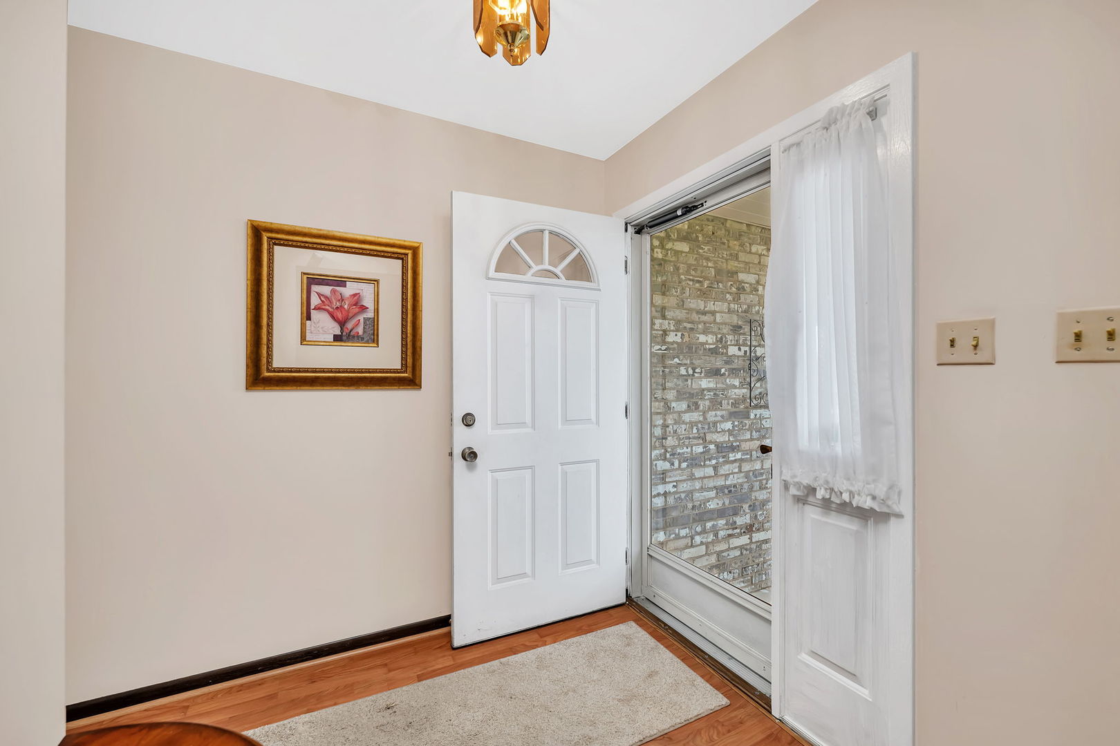8418 Cherry Hill Drive, Tinley Park, IL 60477