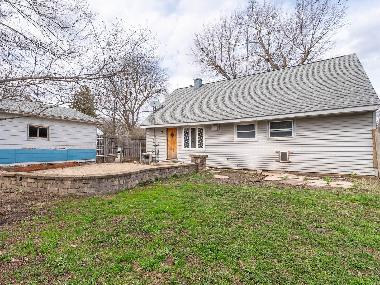 348 Behm Drive, Grayslake, IL 60030