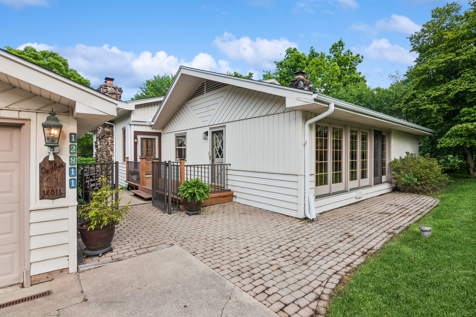 12811 S 82nd Court, Palos Park, IL 60464