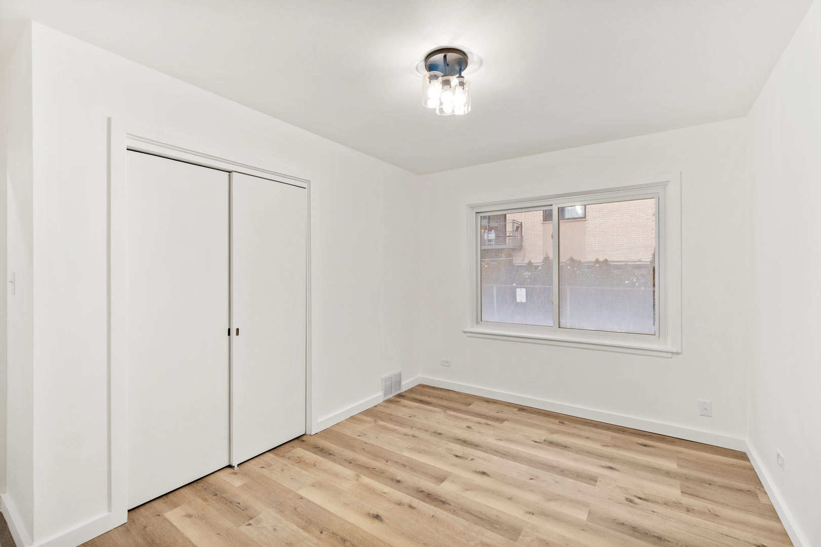 7741 Taylor Street, Forest Park, IL 60130
