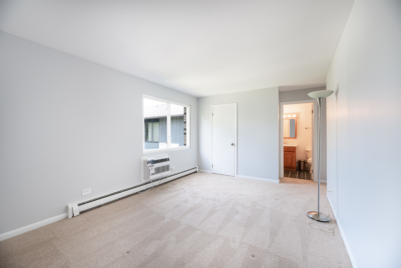 922 E Old Willow Road #204, Prospect Heights, IL 60070