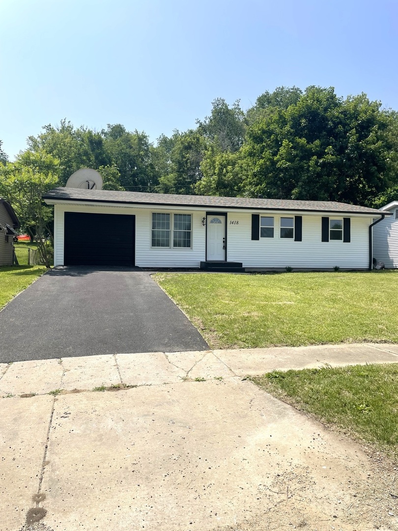 1418 Iris Avenue, Rockford, IL 61102