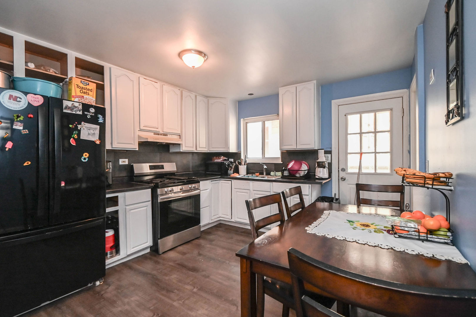 1911 Elizabeth Avenue, North Chicago, IL 60064