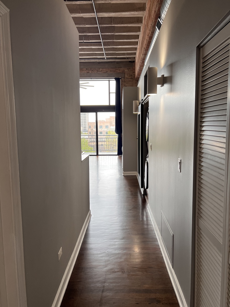 2545 S Dearborn Street #513, Chicago, IL 60616
