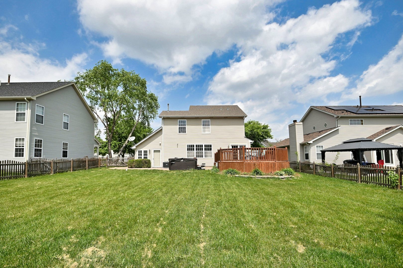 2209 Beaumont Court, Aurora, IL 60502