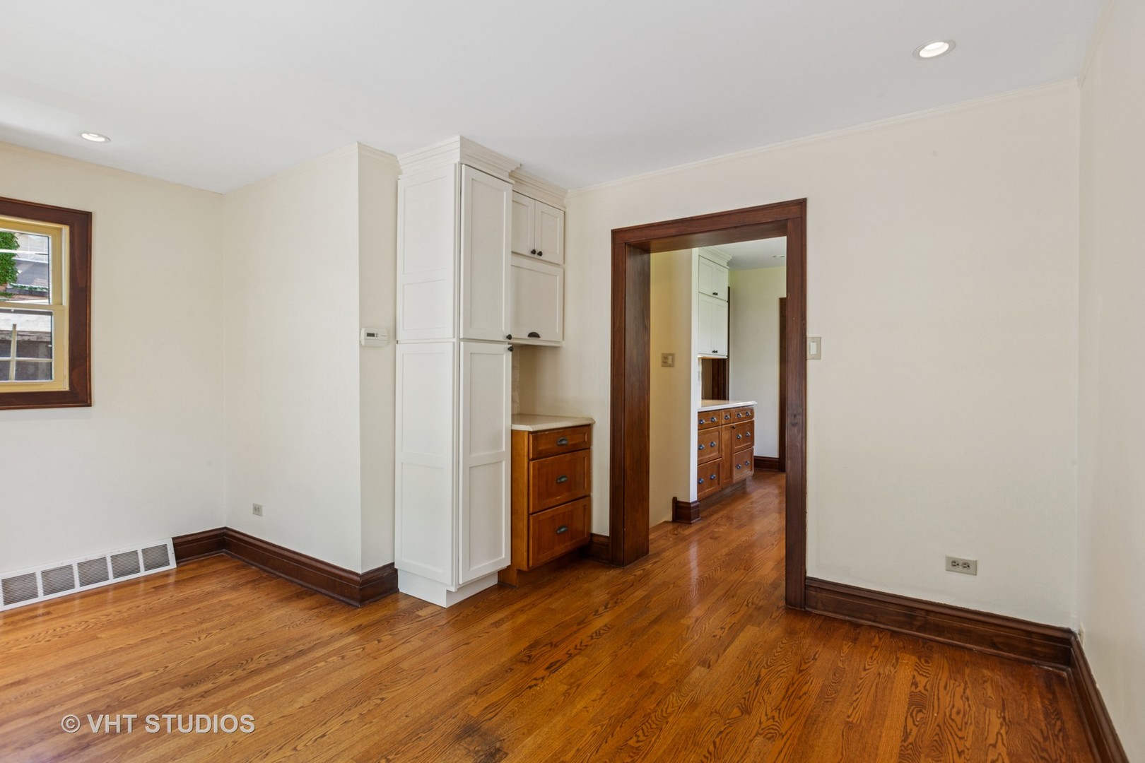 733 N Kensington Avenue, La Grange Park, IL 60526