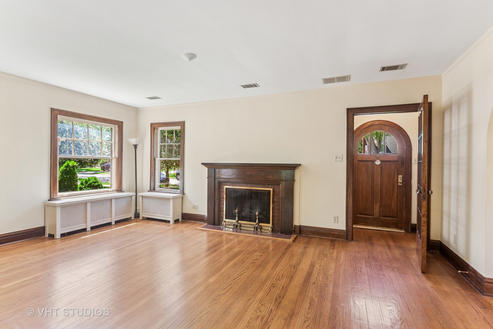 733 N Kensington Avenue, La Grange Park, IL 60526
