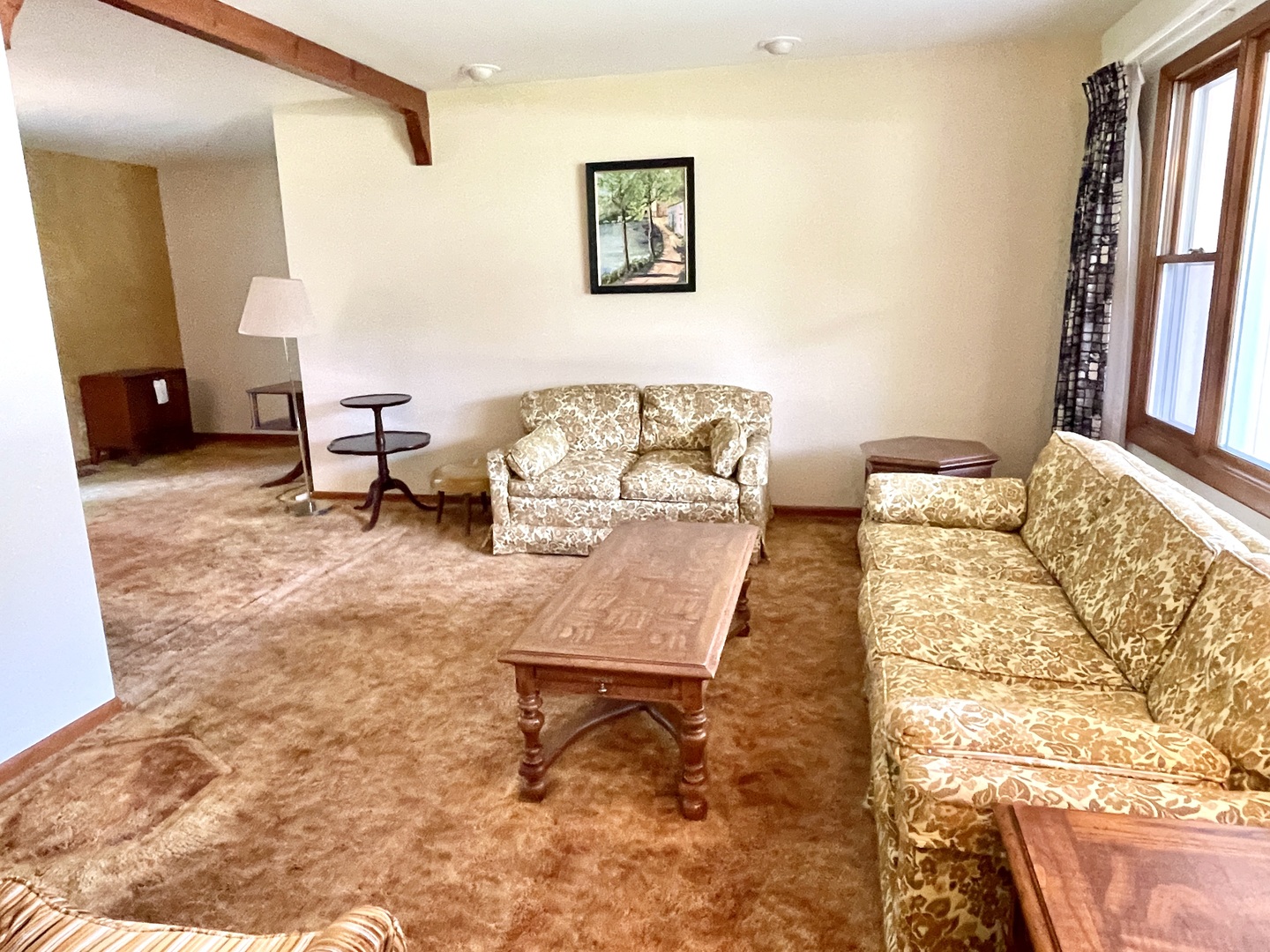 1900 Charles Lane, Aurora, IL 60505