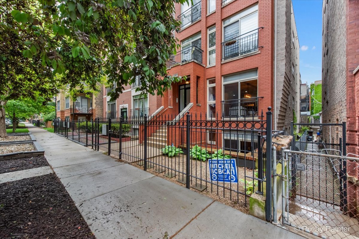 2447 W Walton Street #1, Chicago, IL 60622