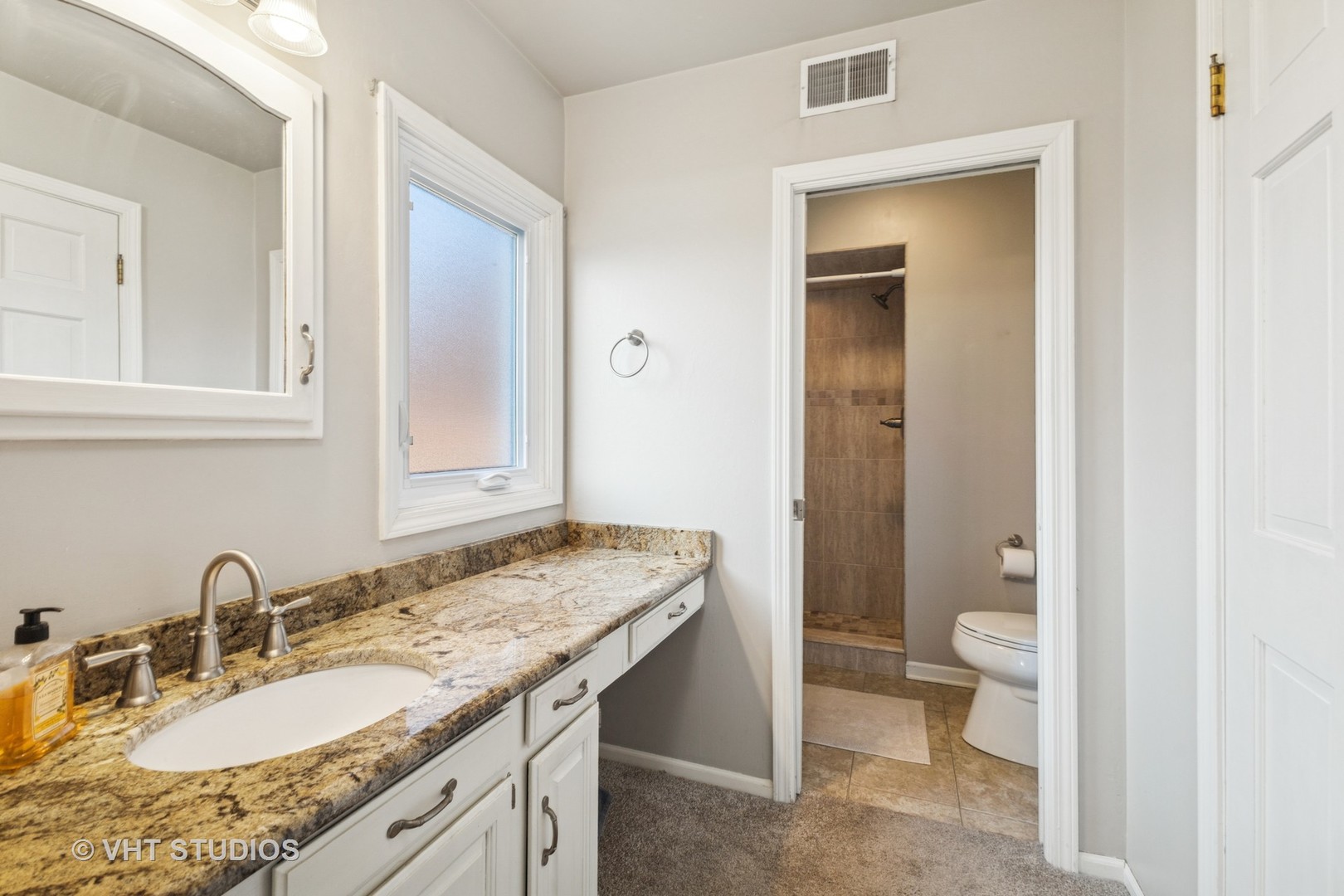 8741 Flint Lane, Orland Park, IL 60462