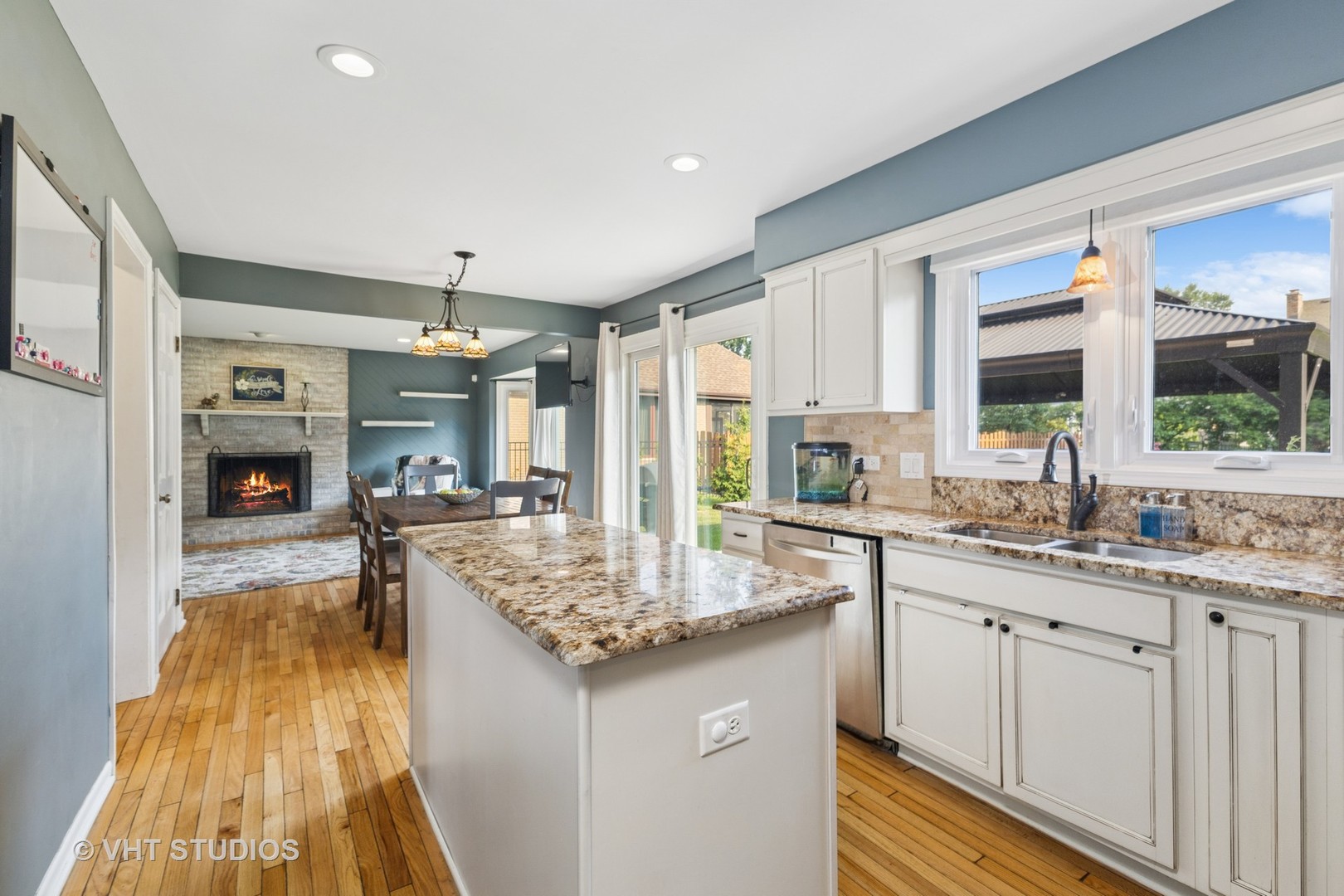 8741 Flint Lane, Orland Park, IL 60462