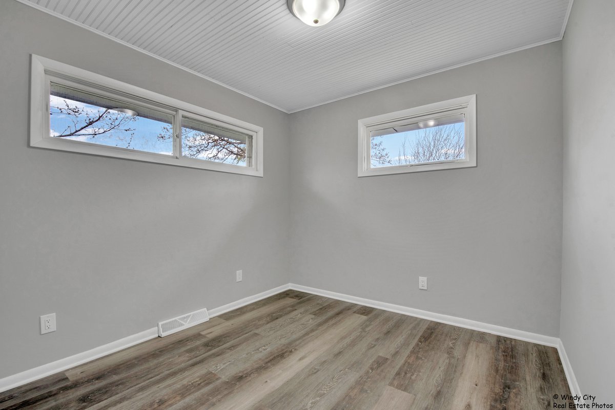 23511 W Central Avenue, Lake Villa, IL 60046