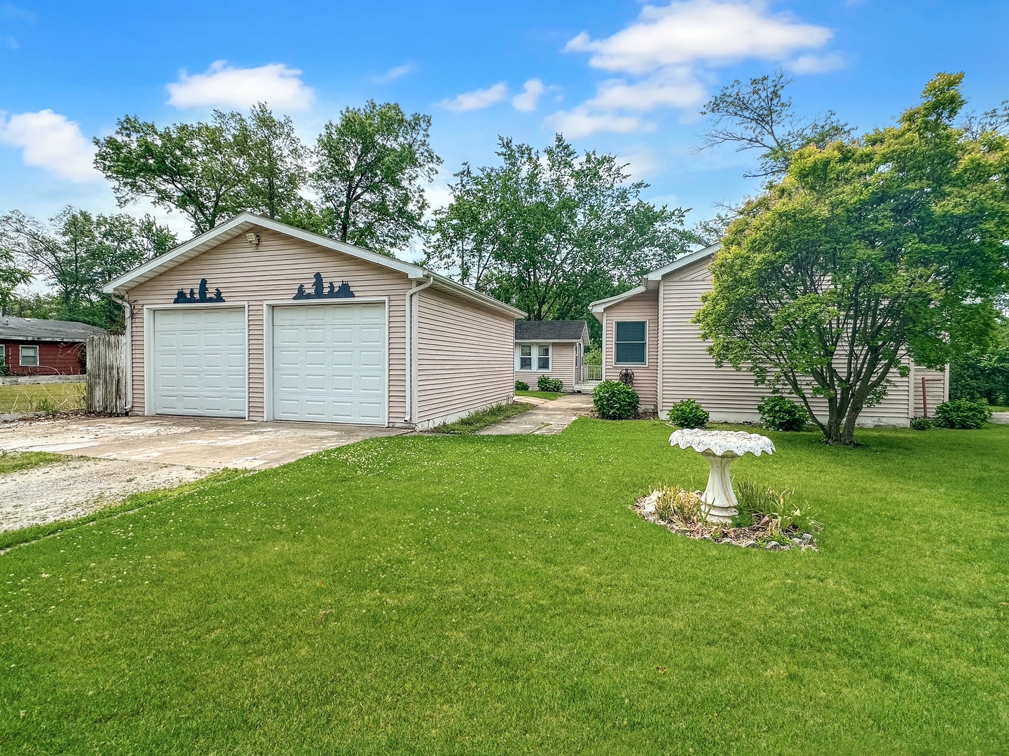 3268 Serpentine Drive, Momence, IL 60954