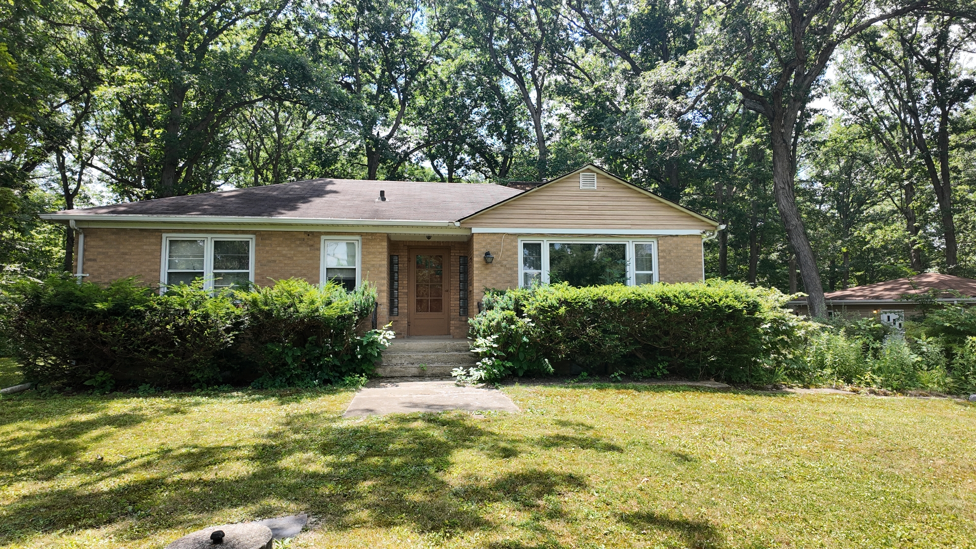 2119 E Exchange Street, Crete, IL 60417