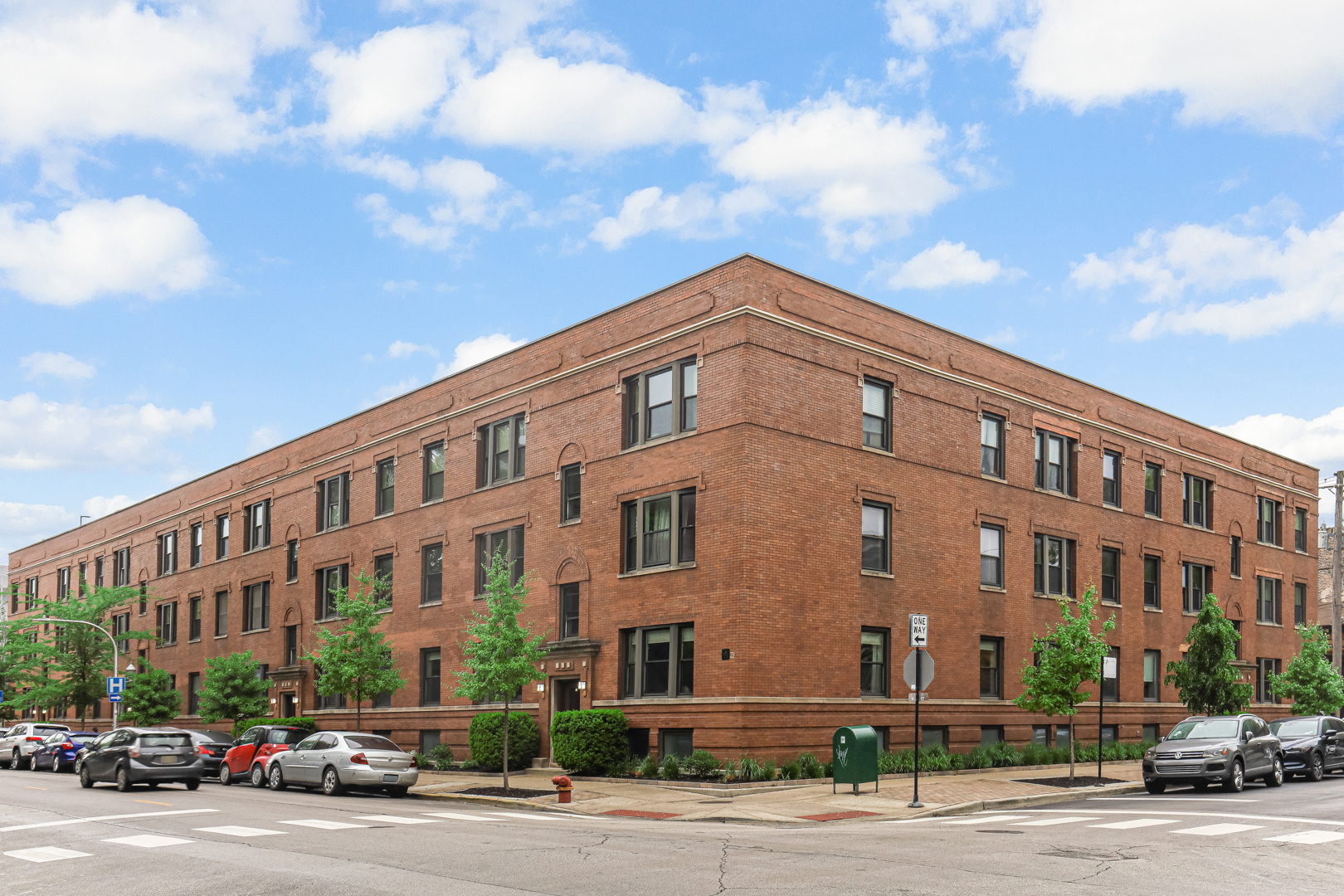 2941 N Sheffield Avenue #1, Chicago, IL 60657