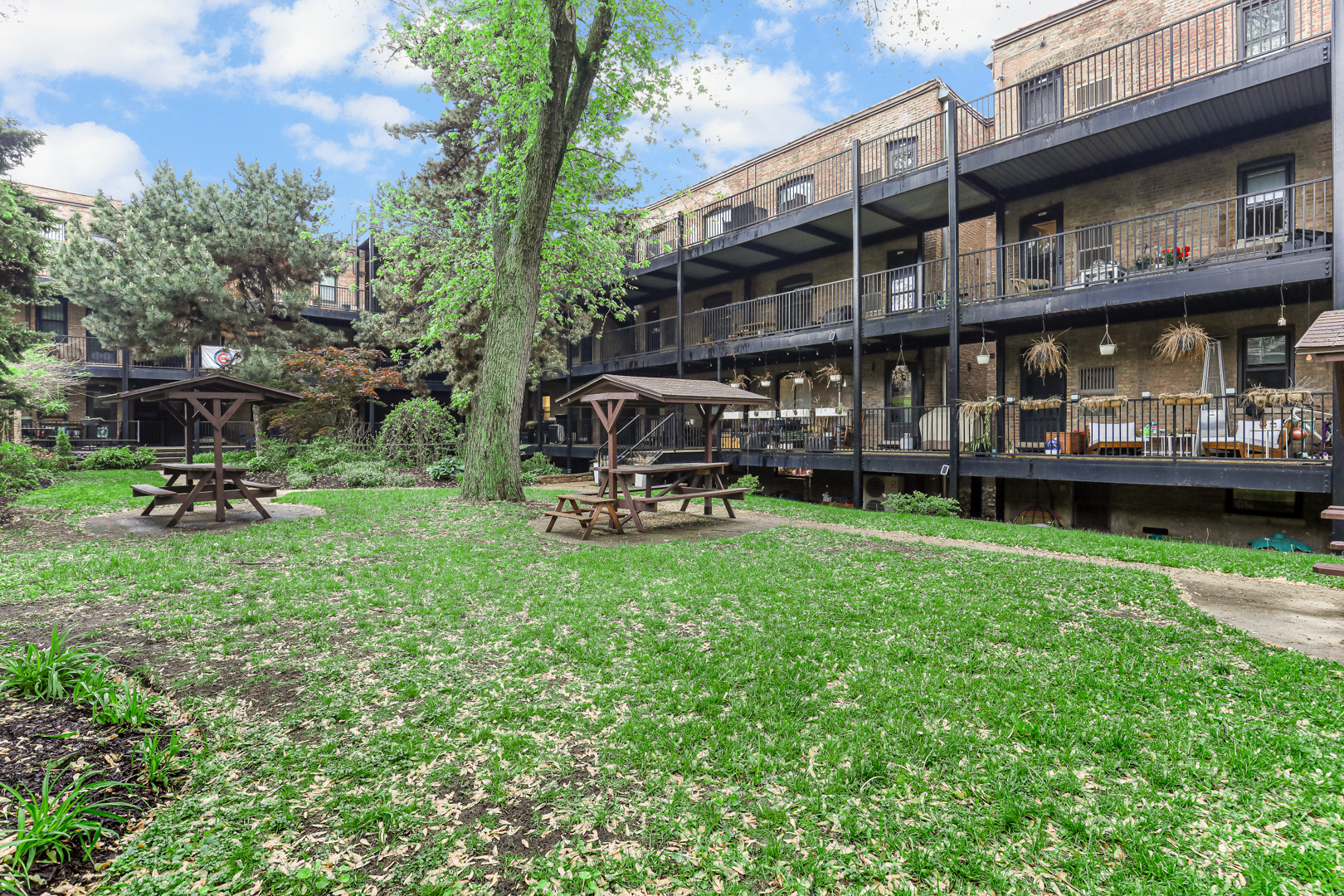 2941 N Sheffield Avenue #1, Chicago, IL 60657