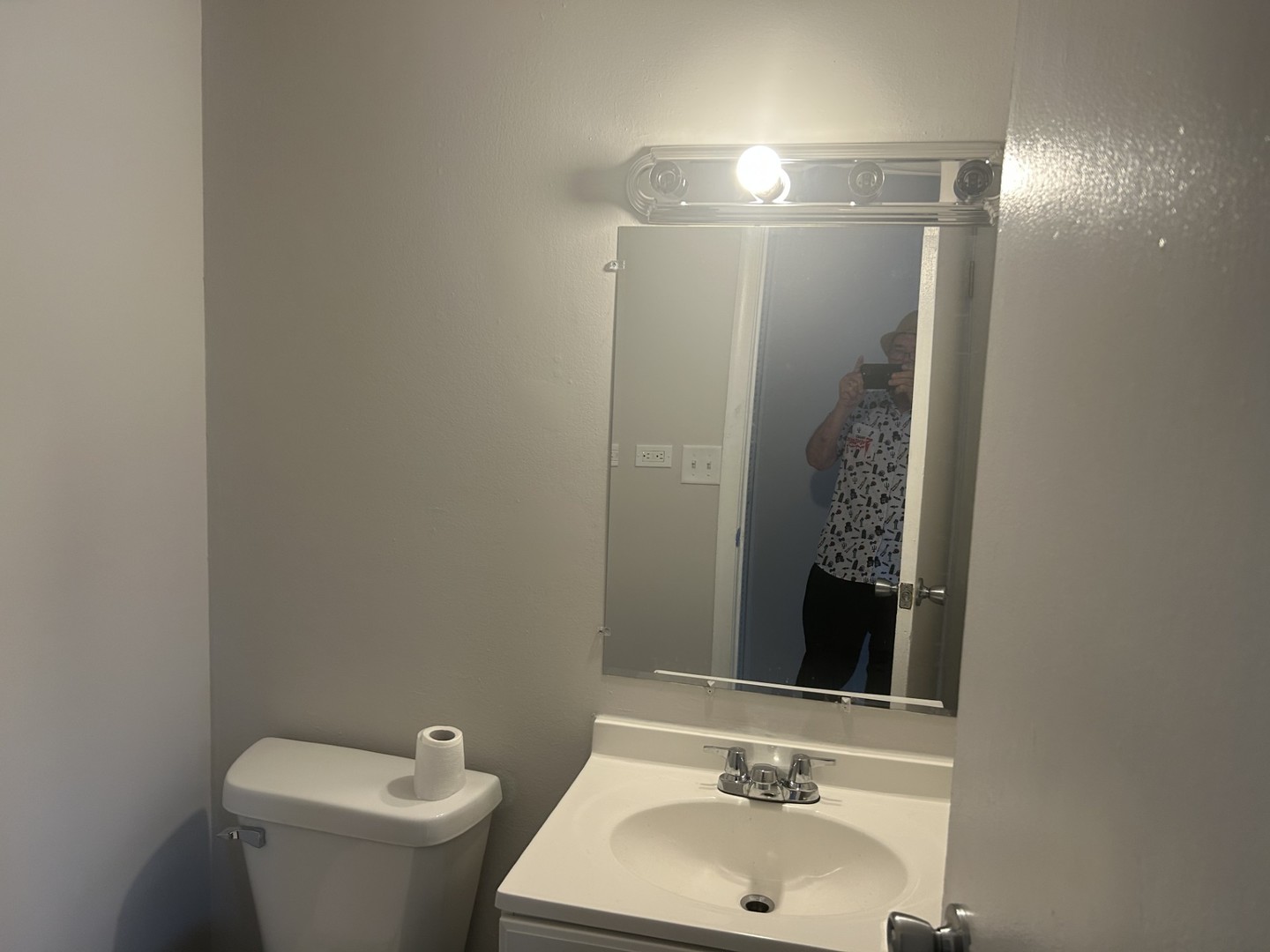 18W118 14th Street, Villa Park, IL 60181