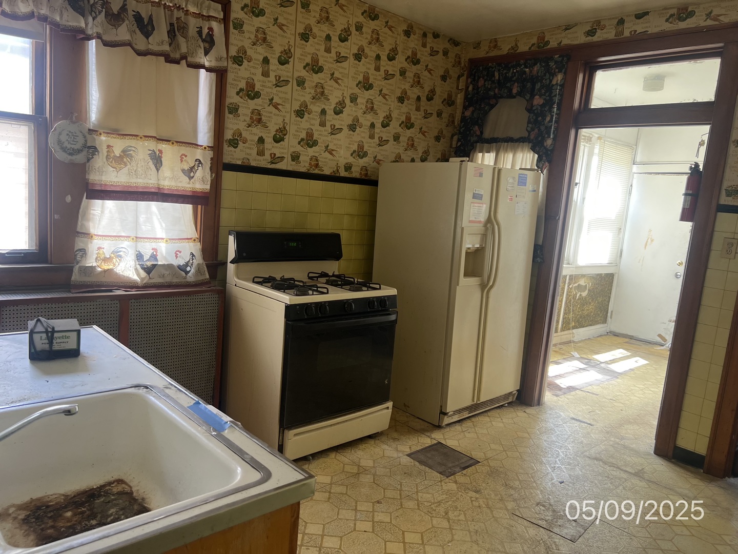 1205 W 97th Street, Chicago, IL 60643