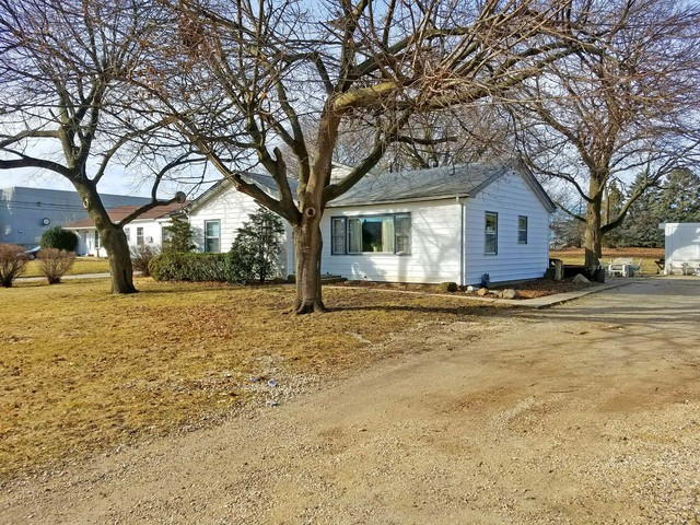 900-950 S Butterfield Road, Mundelein, IL 60060