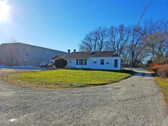 900-950 S Butterfield Road, Mundelein, IL 60060