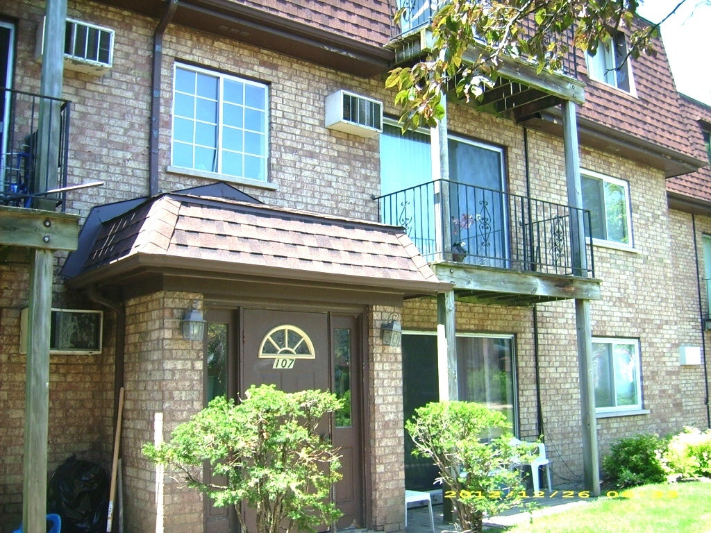 107 E DUNDEE Road #1S, Wheeling, IL 60090