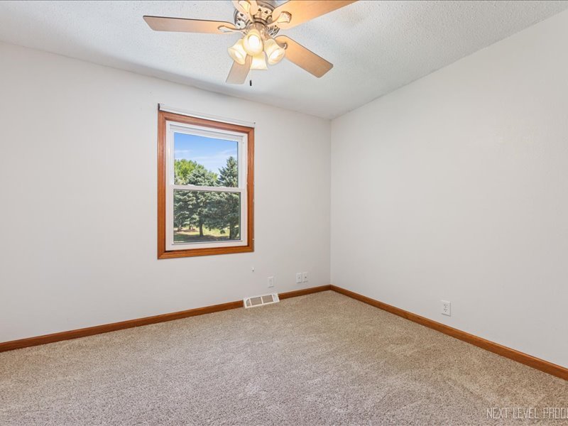 48W142 Milnamow Drive, Maple Park, IL 60151