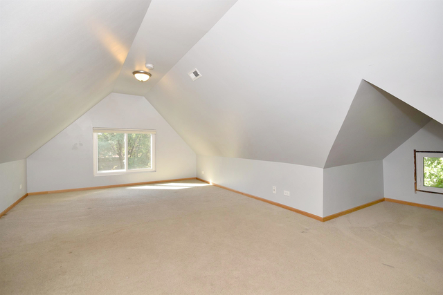 29 Brewster Avenue, La Grange Park, IL 60526