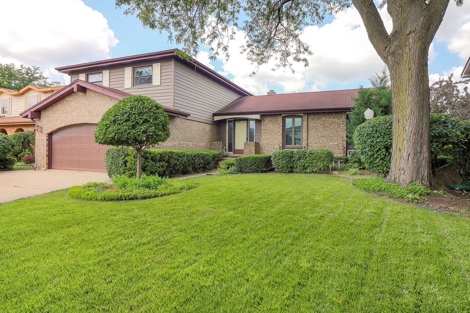 1116 N Old Fence Road, Addison, IL 60101