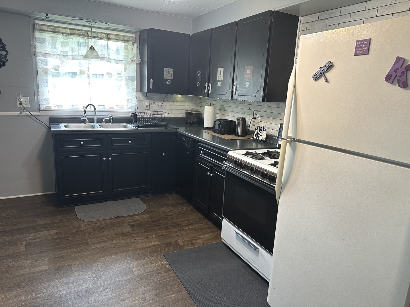 210 W South Street, Sheffield, IL 61361