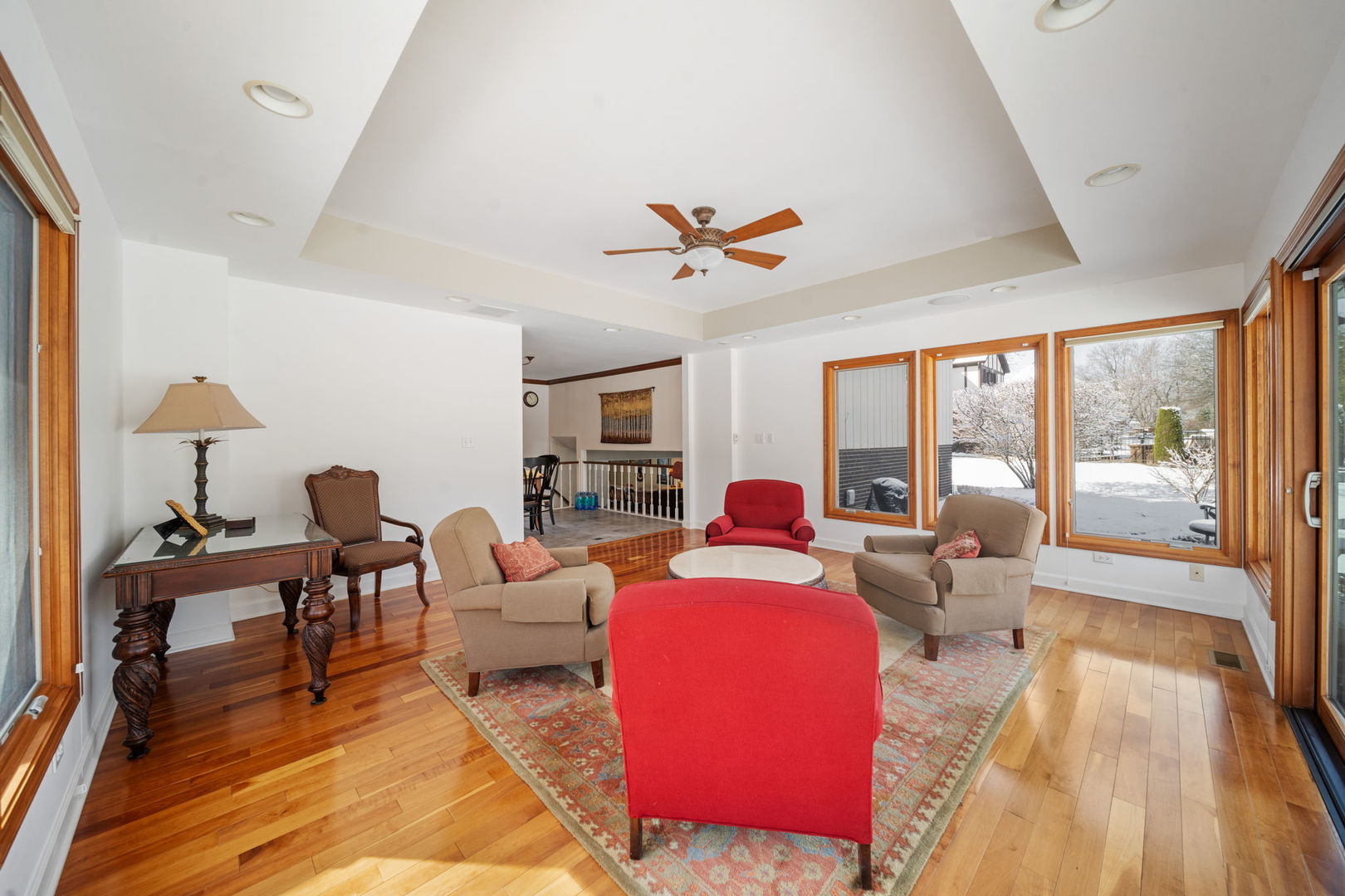 17W036 Terry Trail, Willowbrook, IL 60527