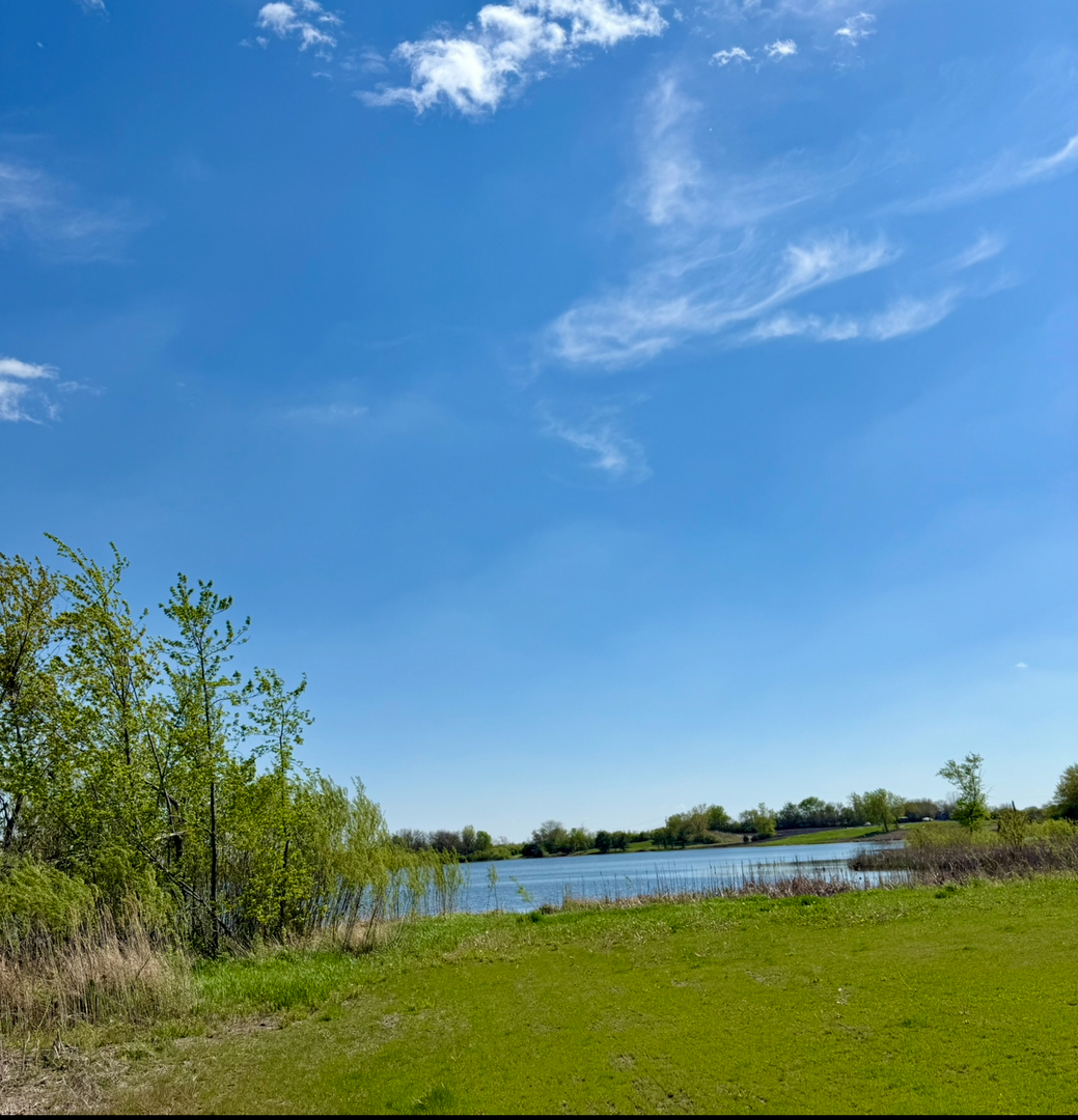 6835 W Stuenkel Road, Monee, IL 60449