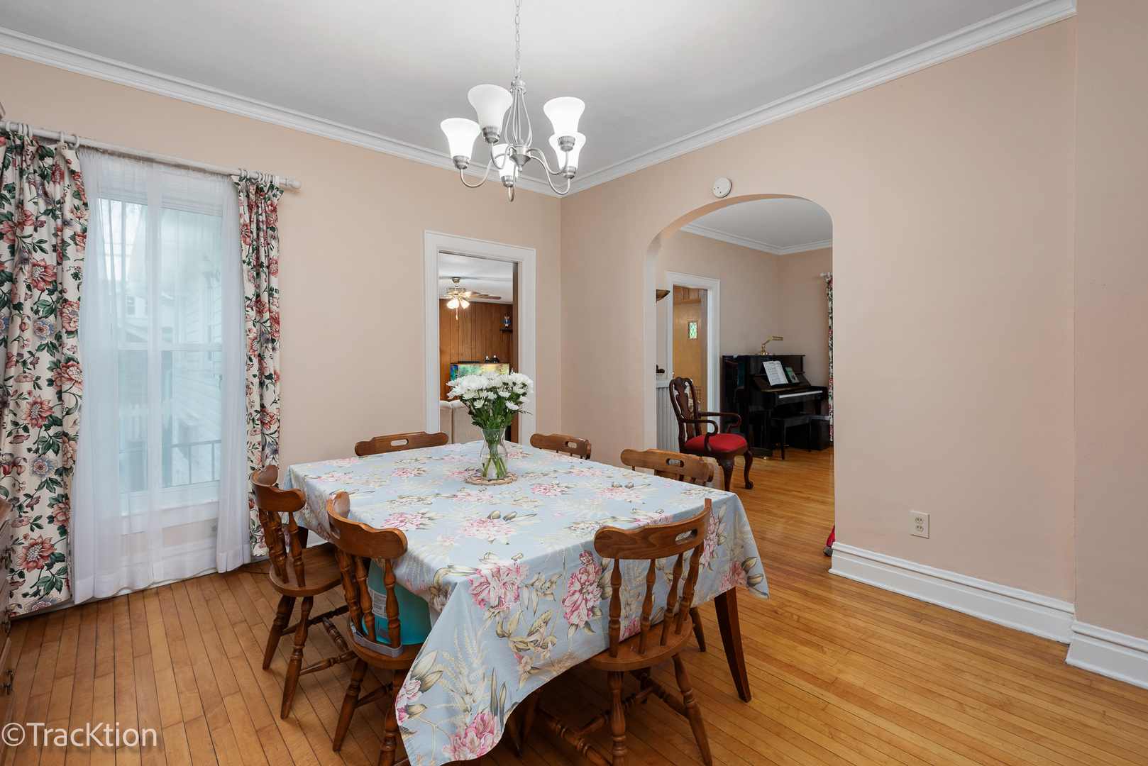 4929 Washington Street, Downers Grove, IL 60515