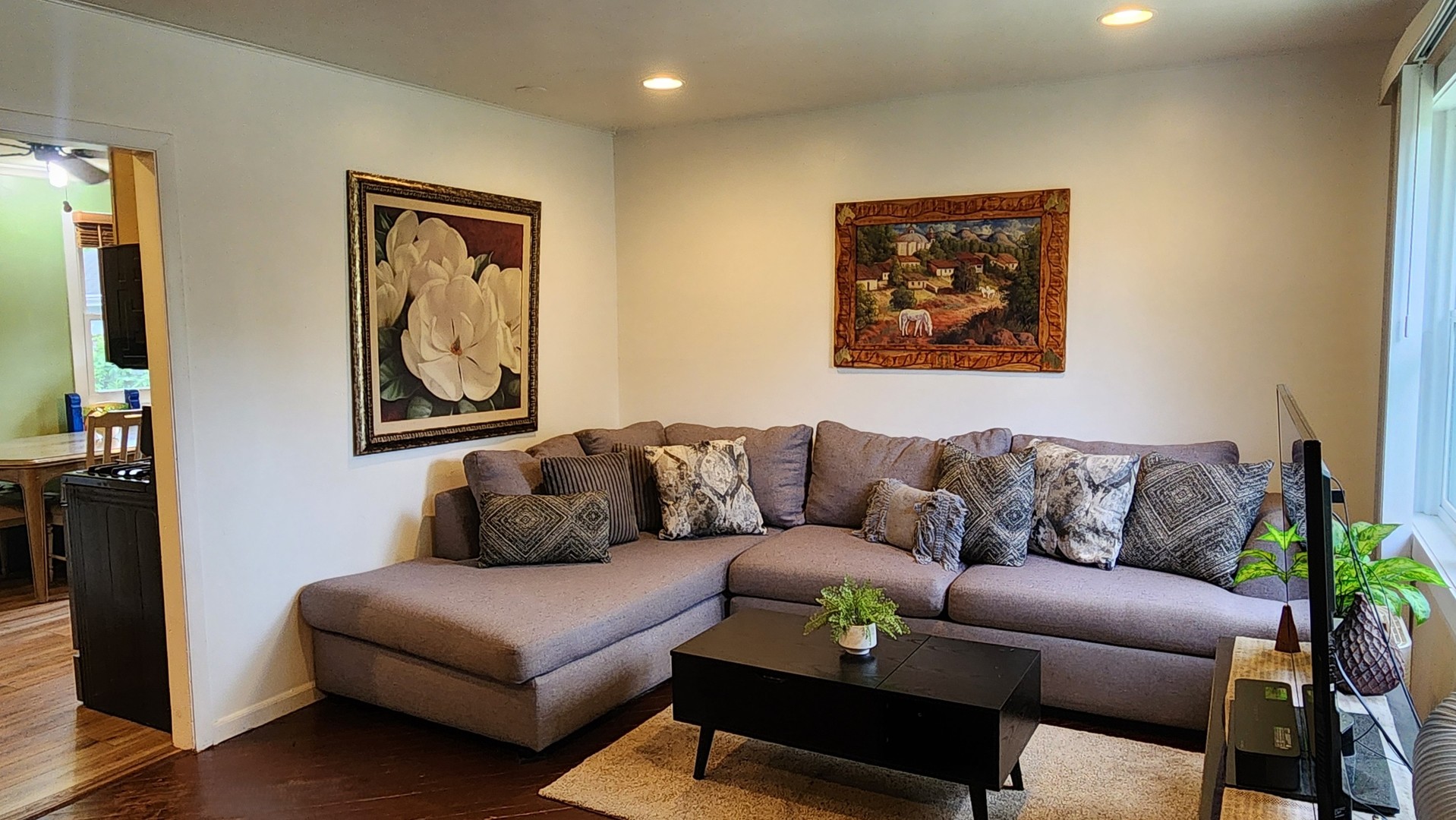 2108 HAWK Lane, Rolling Meadows, IL 60008